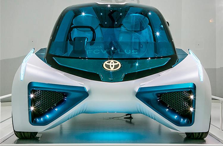 Toyota FCV Plus concept’s European debut at Paris Motor Show