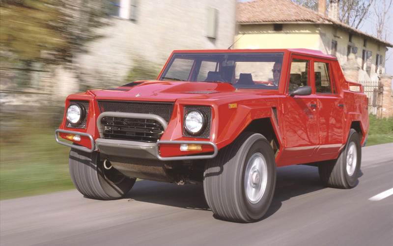 Lamborghini LM002