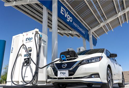 Nissan and EVgo to install 200 fast-charging stations in the US