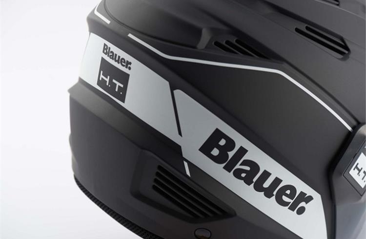 Steelbird Brat helmet launched at Rs 5,149