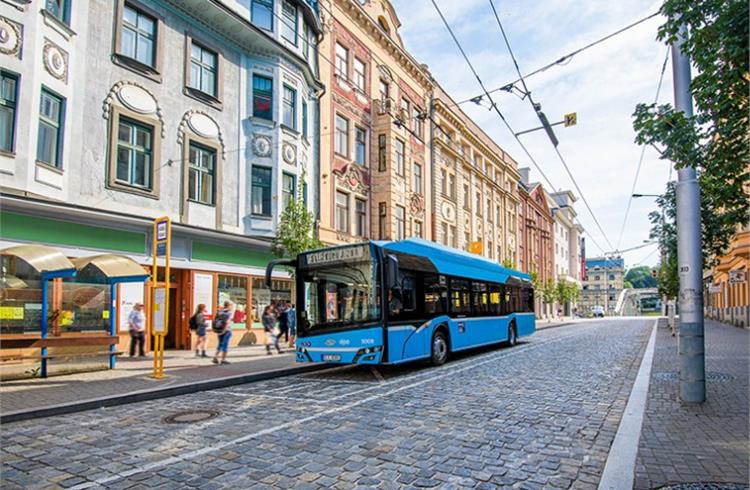 Solaris leads European electric bus market after first half of 2023