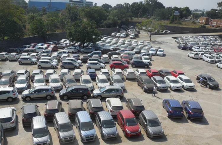 FADA 'cautiously optimistic of auto market turnaround'