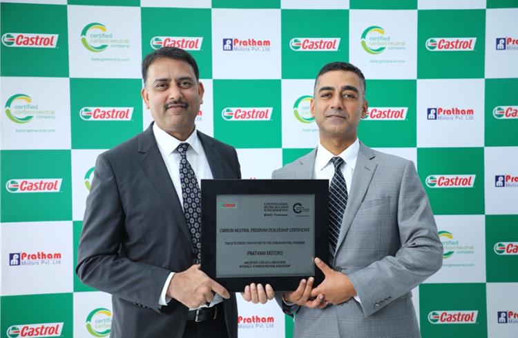 L-R: Rajeev Govil, VP- Workshop & OEM Sales, Castrol India with Samar Bhasin, CEO, Pratham Motors at the launch of industry-first Castrol Certified Carbon Neutral programme in India.