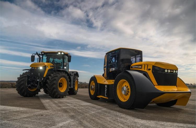 JCB offers two base ranges of the Fastrac tractor, the 4000 and 8000
