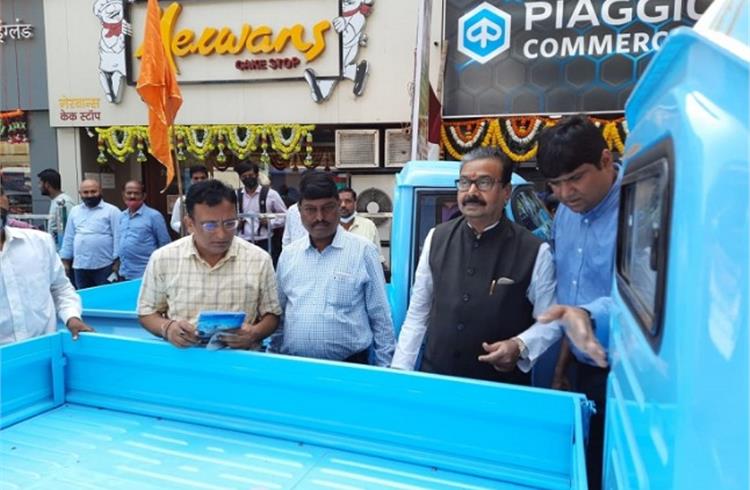 Piaggio Vehicles opens electric three-wheeler experience centre in Mumbai