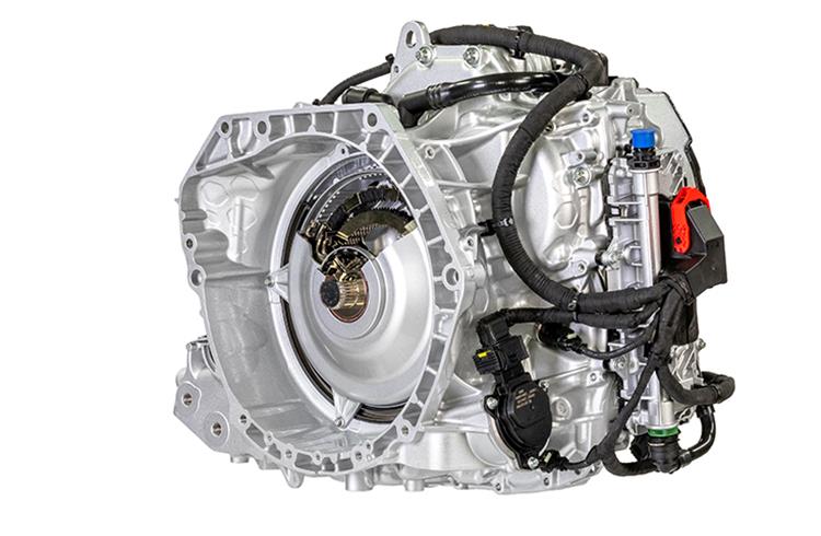 Magna's 48-Volt hybrid dual-clutch transmission debuts on the Jeep Renegade and Compass e-Hybrid, Fiat 500 X and Tipo; production underway at Magna’s Slovakia facility