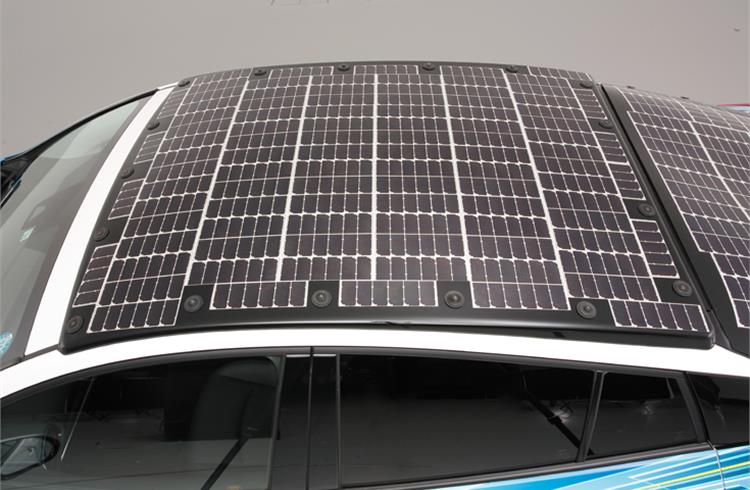 Sharp Corp has modularised its high-efficiency solar battery cells (conversion efficiency of 34 percent-plus) to create an onboard solar battery panel on the Toyota Prius.. 