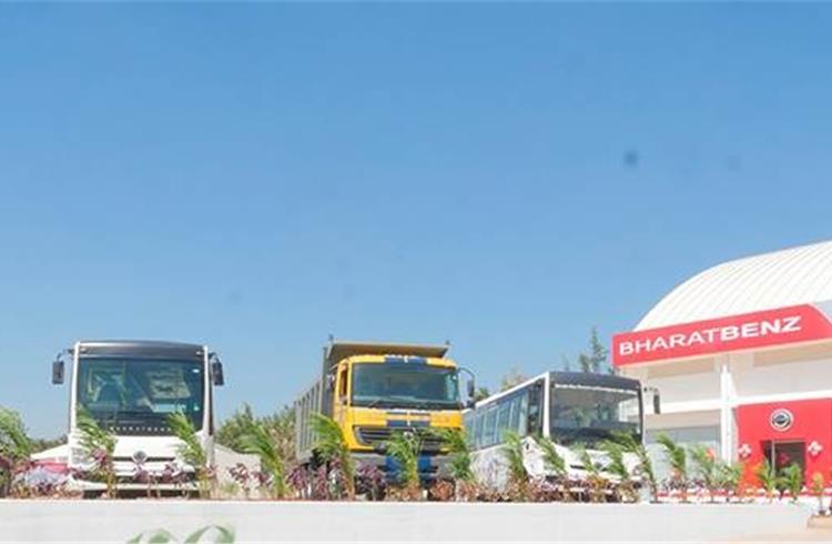 BharatBenz dealerships through their dedicated ‘Exchange Team’ will use the SAMIL platform in selling customers’ used vehicles, both BharatBenz and those of other OEMs.