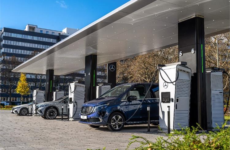 By end-2024, Mercedes-Benz will expand its global charging network to over 2,000 charging points, including more than 200 in Europe.
