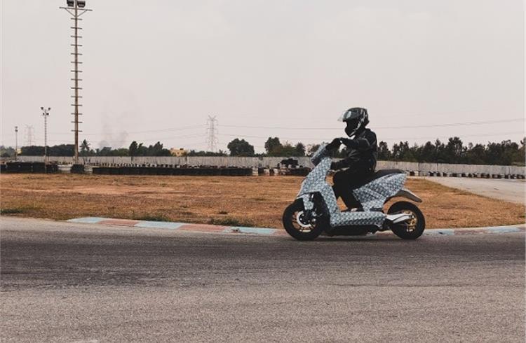 Simple Energy’s Mark 2 e-scooter spotted testing