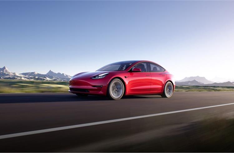 Elon Musk reiterates commitment to enter India in 2021 in a tweet; Tesla expected to begin with CBU imports; Model 3 likely to be the first Tesla to be sold in India