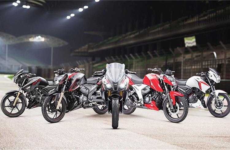 Fifteen years after it first rolled out, the race track-derived TVS Apache series has zipped past the four million sales milestone. Check out the detailed feature story.