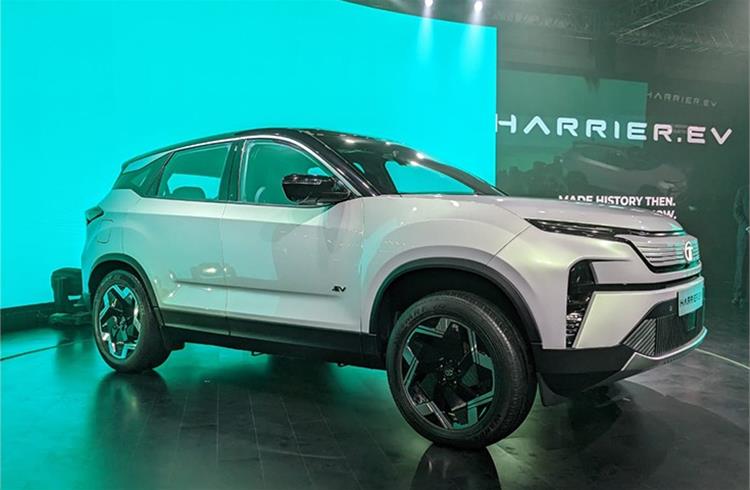 The Harrier EV concept has been unveiled in a close-to-production guise and will go on sale in the market in 2024.