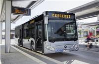 Mercedes-Benz Citaro hybrid, OM 936 h rated at 220 kW/299 hp, 7.7L, electric motor rated at 14 kW, 4-speed AT, L/W/H: 12135/2550/3120mm, passenger capacity: maximum 1/101.