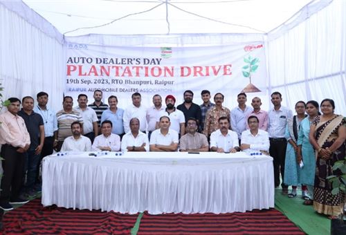 FADA celebrates Auto Dealers' day, pledges commitment to sustainability 