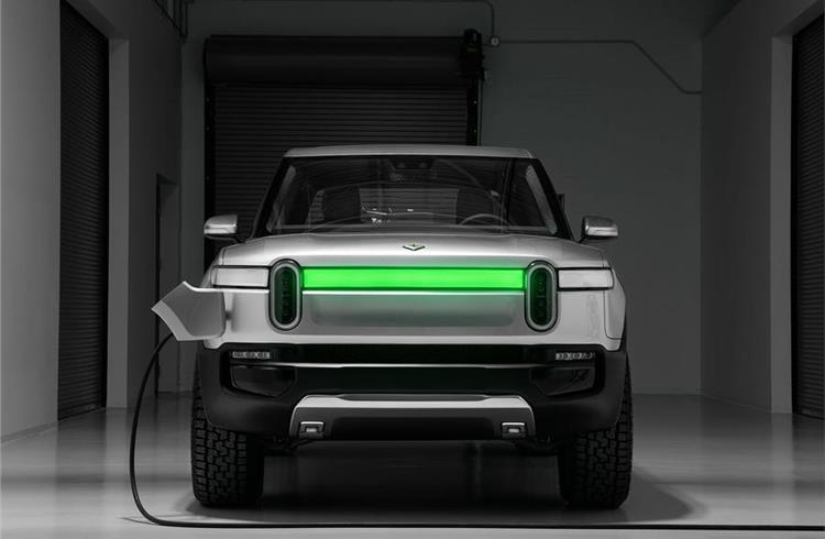 Electric start-up Rivian unveils pick-up truck to rival Tesla