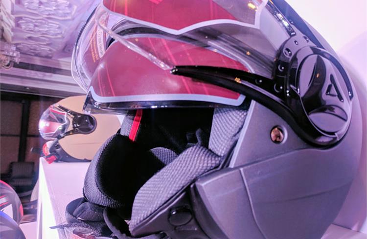 The Mavox OX (dual visor) helmet costs Rs 1,650.