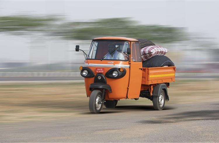 cKers Finance to provide debt finance to Altigreen to deploy electric three-wheelers in India