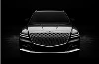 Signature Genesis design elements are immediately visible on the GV80. Surrounded by the high-tech Quad Lamps, the crest grille is consistent with the positioning of the GV80.