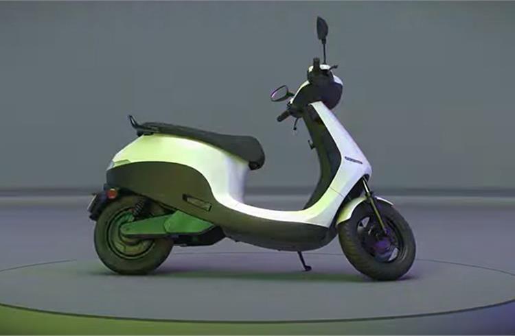 The S1 Air is 25kg lighter than the S1 Pro and weighs 99kg, compared to a conventional 110kg ICE scooter.