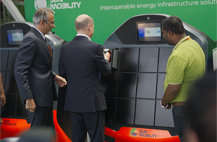 The German Chancellor had a first-hand experience of swapping a battery in electric vehicles in India.