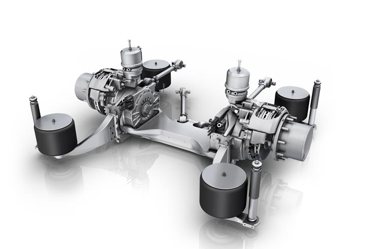 ZF's AxTrax AVE electric drive axle drives low-floor buses up to a maximum axle load of 13,000kg. The electric motors integrated into the wheel heads have a total output of 250 kilowatts.