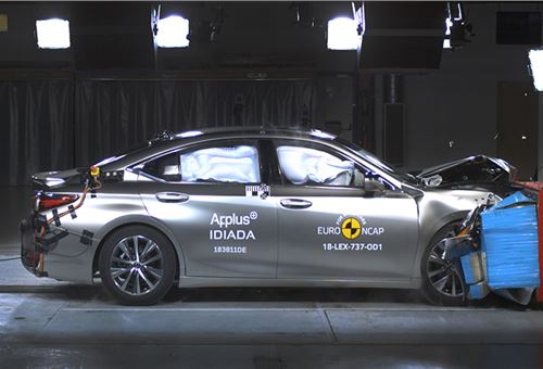 Lexus ES 300h gets five star rating in Euro NCAP testing