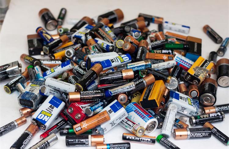 The waste ingredients used included dead alkaline batteries