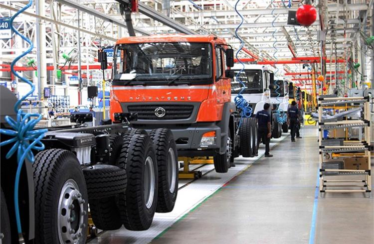 Daimler India CV resumes production at Oragadam plant