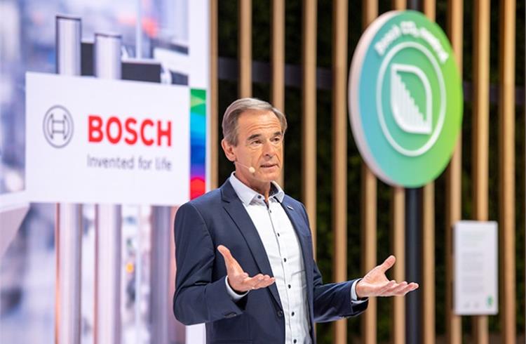 Dr. Volkmar Denner: “Electromobility will become a core business for us, and CO₂-free mobility a growth area. We are turning challenges into opportunities.”