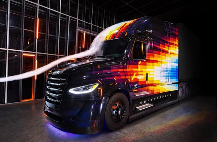 Freightliner engineers have reduced the aerodynamic drag of SuperTruck II by more than 12% over SuperTruck I.