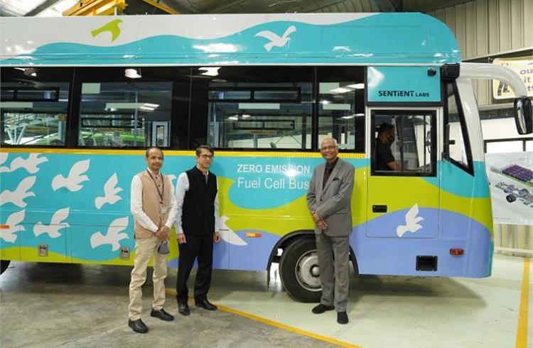 Sentient Labs showcases made-in-India hydrogen fuel cell bus
