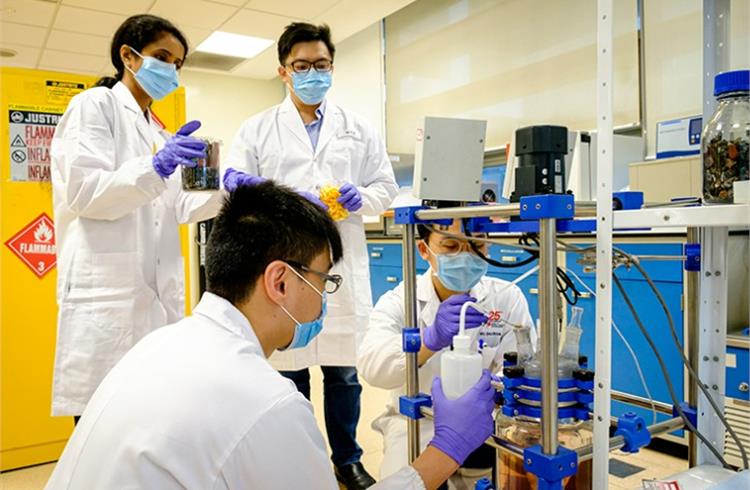 NTU Singapore recycles Li-ion battery using orange fruit peel
