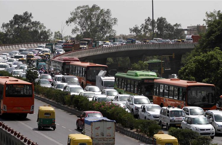 NITI Aayog plots one-nation-one-card policy for public transportation