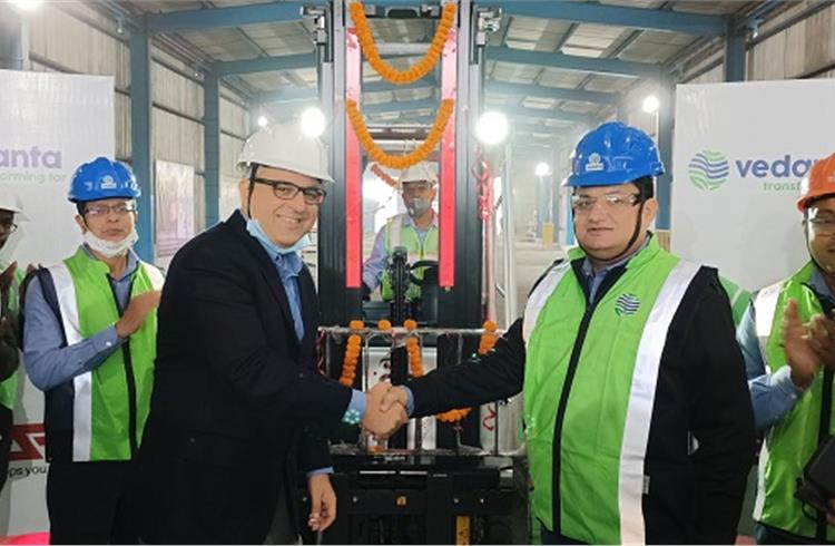 Vedanta’s Rahul Sharma and GEAR India’s Varun Chopra with the electric forklift.