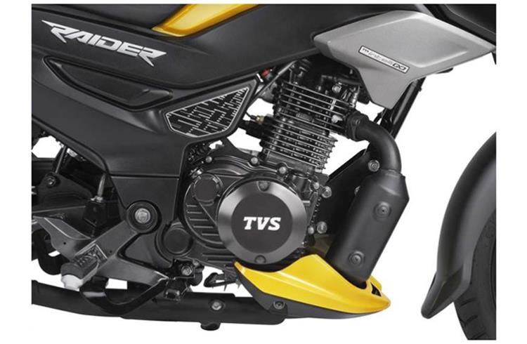 The Raider 125 is powered by a 124.8cc, three-valve, air-cooled engine which develops 11.4hp at 7500rpm and 11.2Nm of torque at 6000rpm.