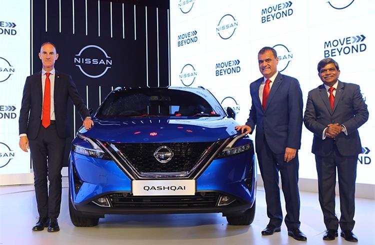 Nissan Motor India MD Rakesh Srivastava (right) with their India Operation President Frank Torres (left) and Divisional Vice President for Marketing and Sales Operations Joni Paiva at the unveiling of the company's 'X-Trail', 'Qashqai' and 'Juke' SUVs, at Aerocity, New Delhi in 2022.