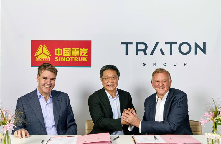 L-R: Joachim Drees, CEO of MAN SE as well as MAN Truck & Bus AG and member of the Board of Management of Traton AG; Cai Dong, president of Sinotruk; and Andreas Renschler, CEO of Traton AG.