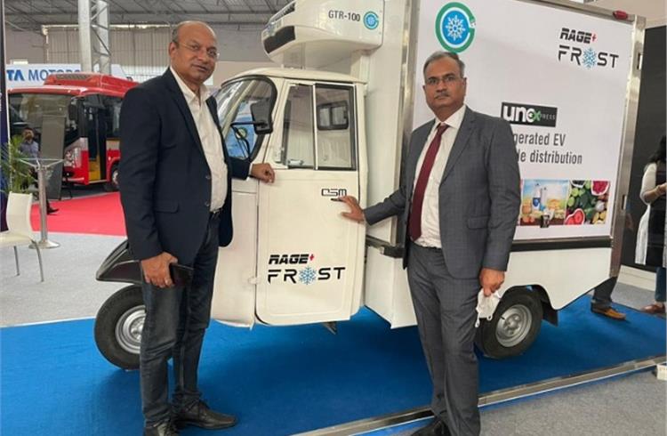 Dr. Deb Mukherji, MD, Omega Seiki Mobility and Shatrughan Kumar, MD, Trans ACNR with the Rage+ Frost at India Auto Show, Mumbai.