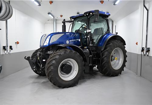 New Holland to debut next-gen methane power CNG tractor at Agritechnica
