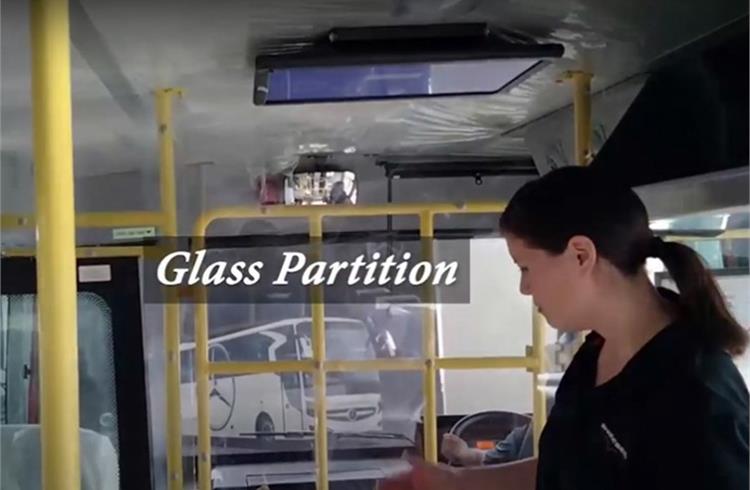 A glass partition has been integrated between the driver’s cabin and the passenger cabin. The driver is also provided with a Covid safety kit