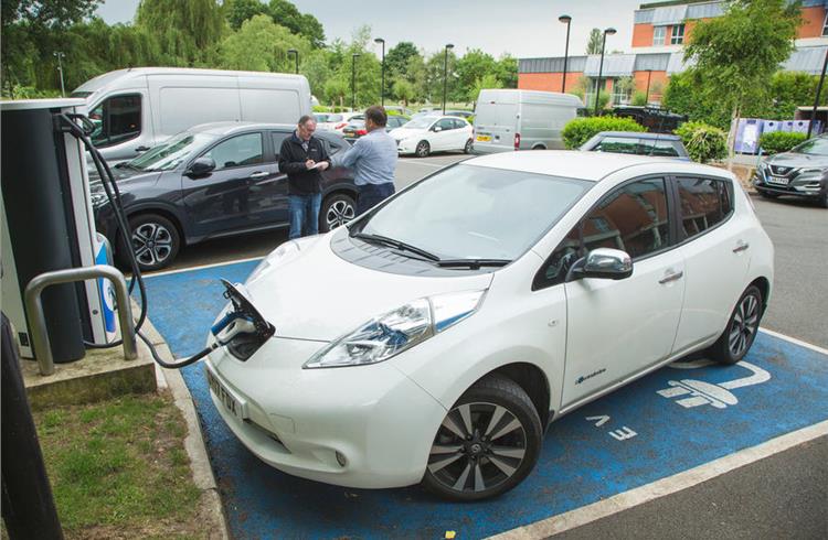 UK Government boosts its EV charging network with  £37m fund