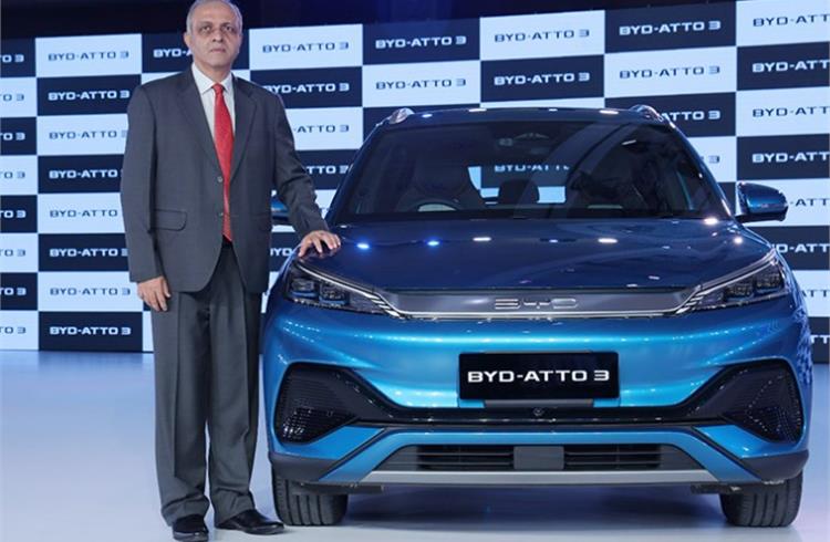 Sanjay Gopalakrishnan, SVP, Electric Passenger Vehicles: “We are targeting sales of 15,000 units in 2023, combining volumes of the Atto 3 and e6.”