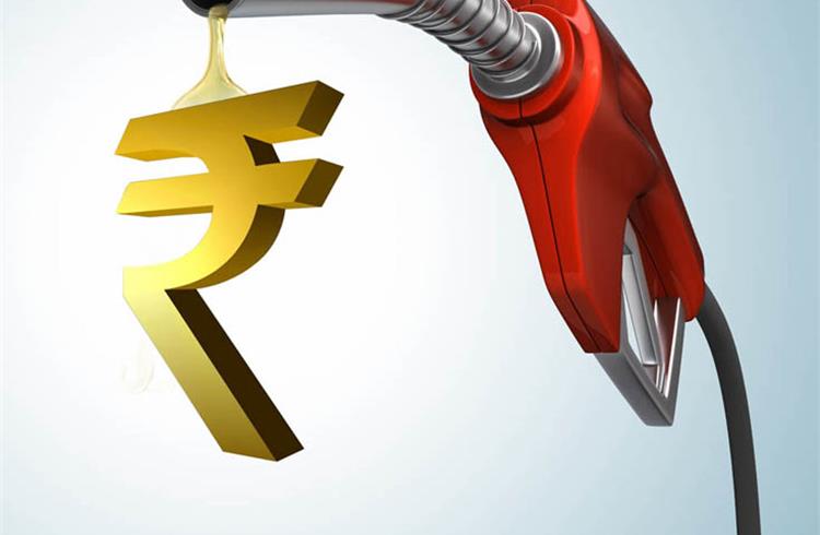 Petrol price accelerates towards century mark in Maharashtra