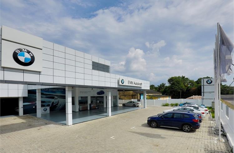 The workshop comprises five mechanical service bays, four paint, and body shop bays. The service staff has undergone rigorous training at BMW Group India’s Training Centre in Gurugram.