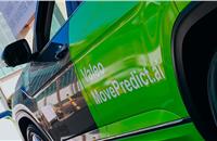 Valeo Move Predict.ai can perform a detailed analysis of the scene surrounding the vehicle, the behaviour of road users, their level of attention or distraction, whether or not they are using a mobile