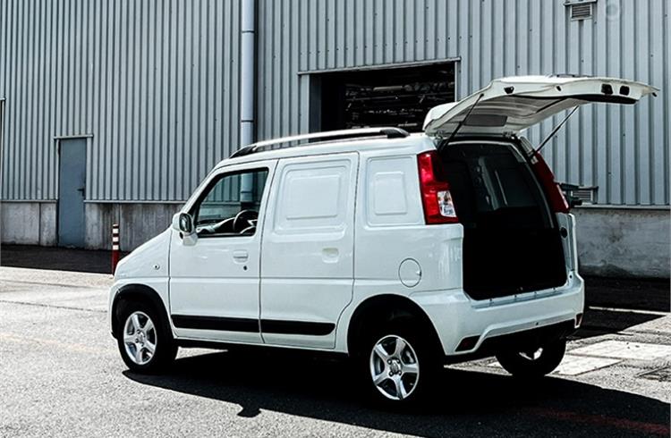 The combination of LS100's cargo space and multiple entry points at the side and rear of the vehicle make this small city runabout ideal for a wide range of applications.