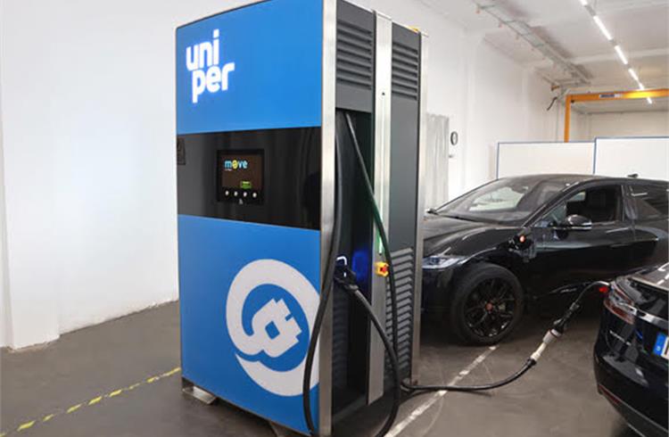 •	The Proof of Concept provides up to 75 kW charging power to two vehicles in parallel and entails up to 1,000 km electric driving range.
