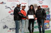 Bing-Lin Wu, marketing and retail sales head, Maxxis India with Amit Saini and Kuldeep Sharma co- founders, Lets Ryde handing out  the certificates to women riders.