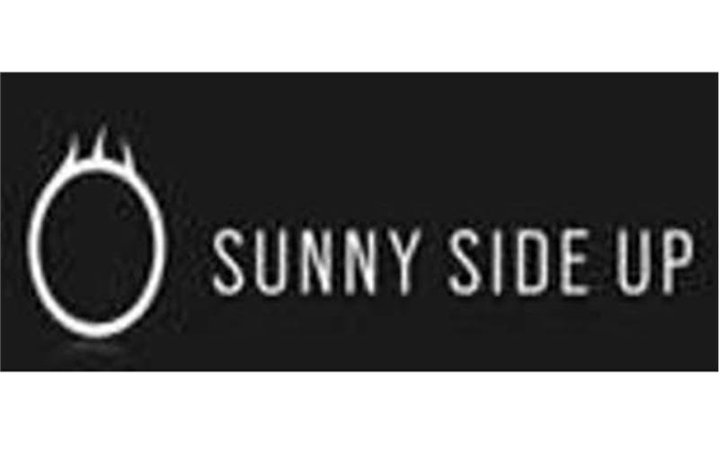 Sunny Side Up bags creative duties of Qyuki.com